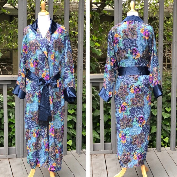 Vintage Victoria’s Secret Gold Label Floral Paisley Print Lounge Robes size M/L - Picture 1 of 16